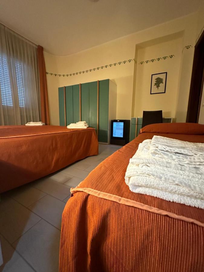 Hotel Atena Cirò Marina Exteriör bild
