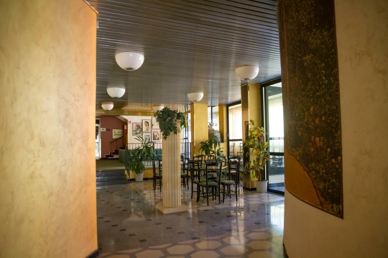 Hotel Atena Cirò Marina Exteriör bild
